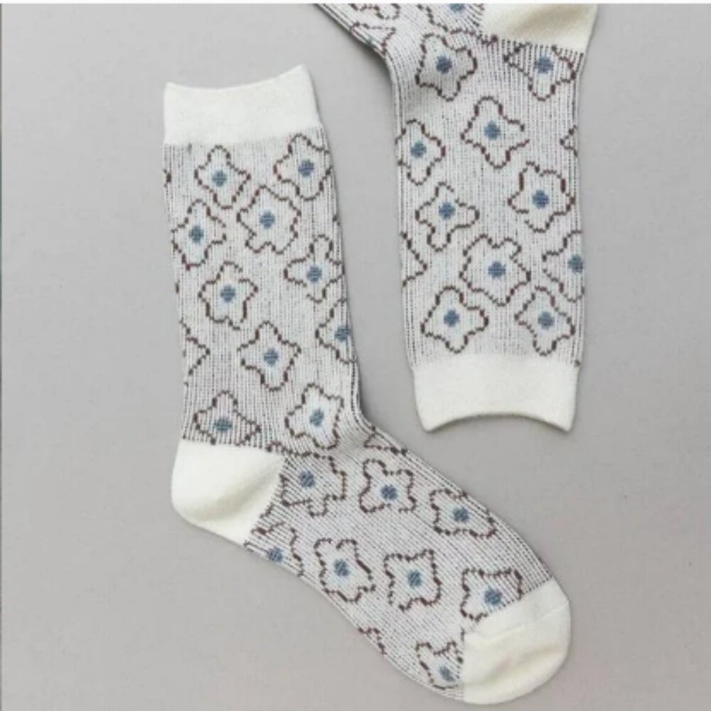 NWT: Three Bird Nest Retro Bloom Floral Socks Ivory Boho Cozy Crew - Picture 4 of 5